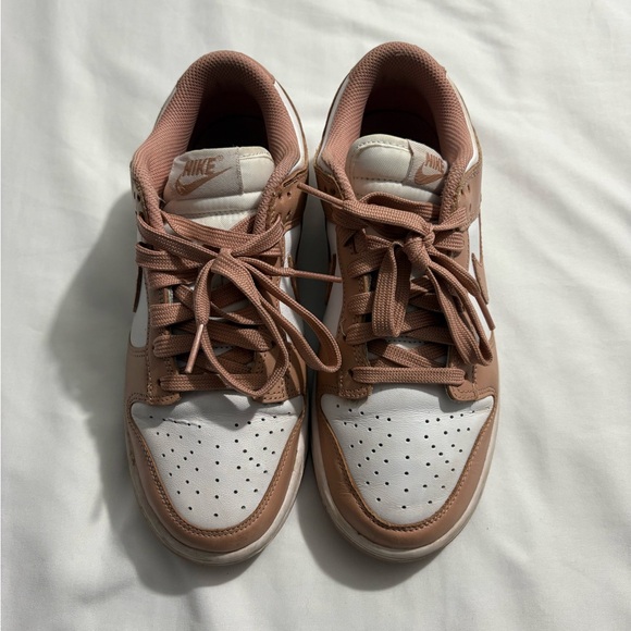 Nike Women's Blush and White Sneakers - Picture 3 of 5